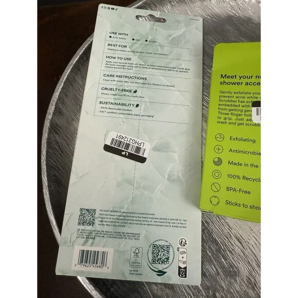 EcoTools Wooden Body Massager & USA Ultimate Flat Body Scrubbers Green Silicone - Picture 5 of 6